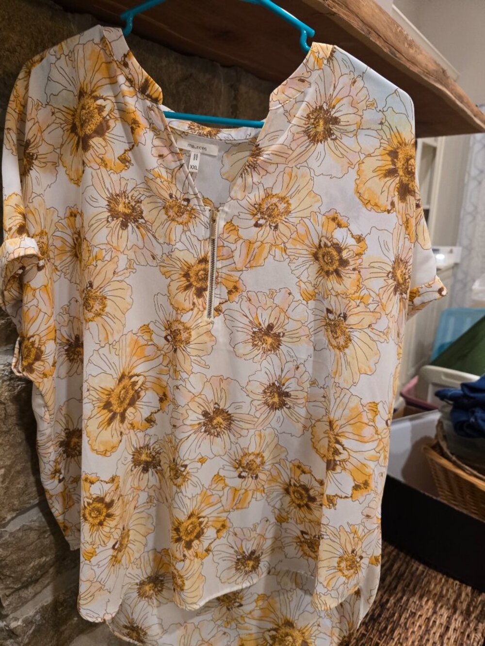 Maurices Floral Top size XXL - NWT